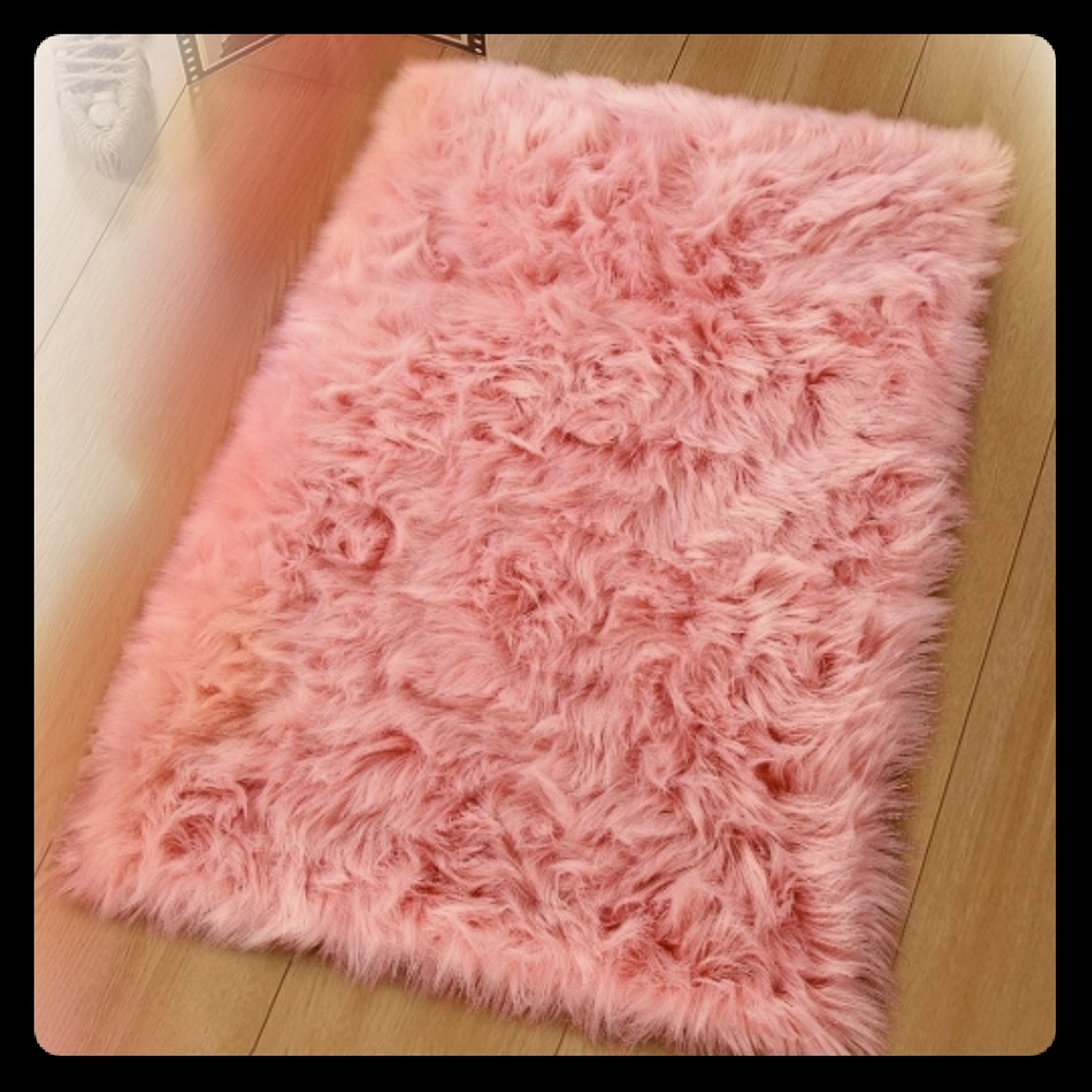 💋 Super Cute & Fluffy Sheepskin Fur Rug